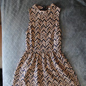 Sleeveless dress